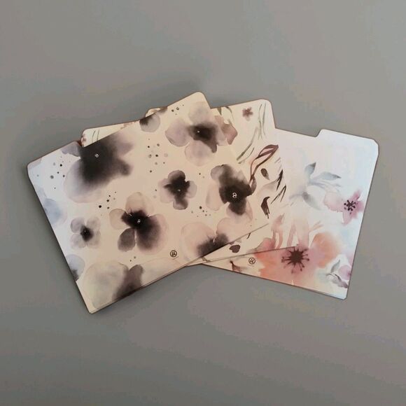 U Brands 12 Ct Floral Blooms File Folders, 2 packs, Holds 8.5" x 11" Paper - NEW - Picture 6 of 6